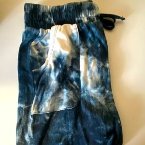 Crown of hearts joggers